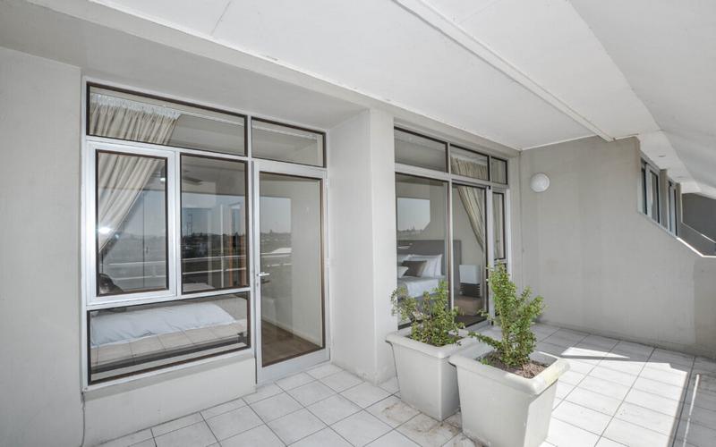 To Let 2 Bedroom Property for Rent in Blouberg Beachfront Western Cape